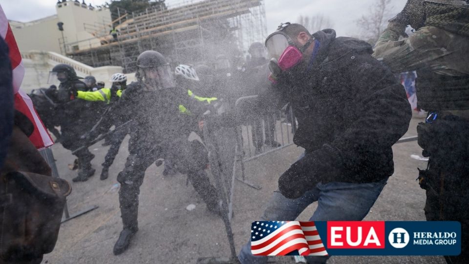 Las protestas han terminado en un verdadero caos. Foto: AP