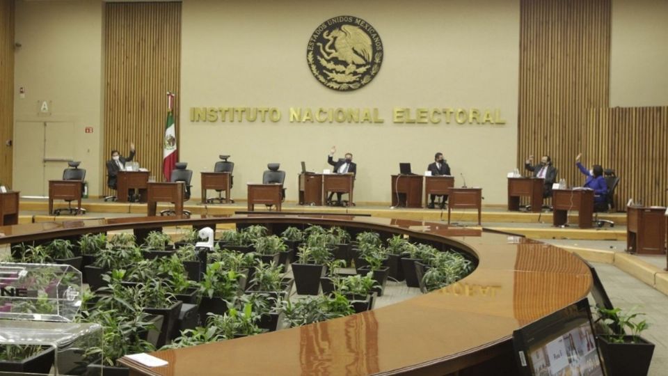 El primer asunto que resolvió la Comisión fue la queja contra el spot del PRI, que señala que “Morena es una desgracia para México” Foto: Cuartoscuro