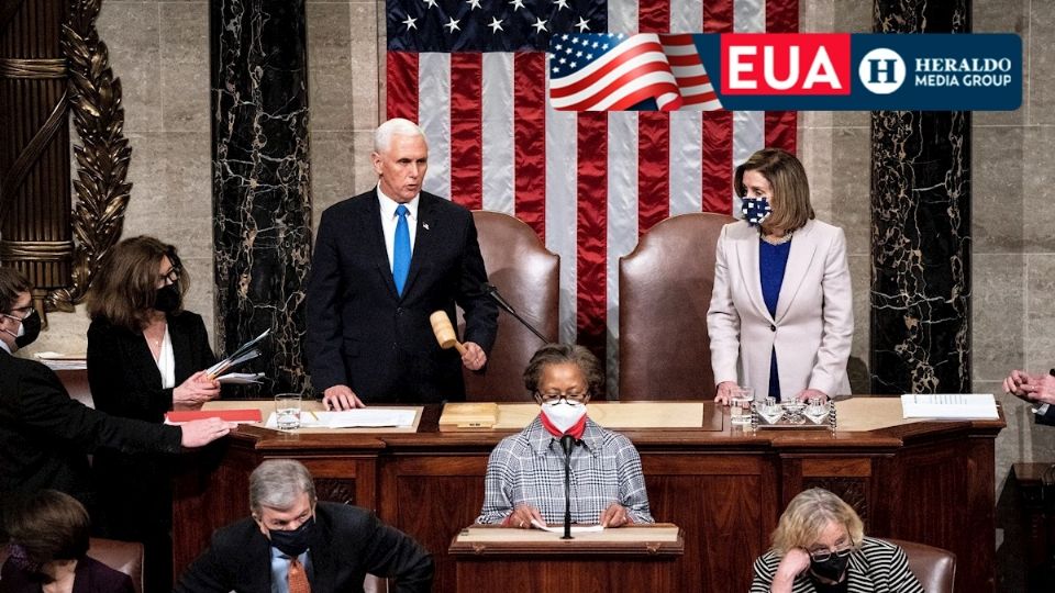 El vicepresidente republicano Mike Pence certificó el voto de 306 grandes electores a favor del candidato demócrata, frente a los 232 logrados por Donald Trump. Foto: EFE