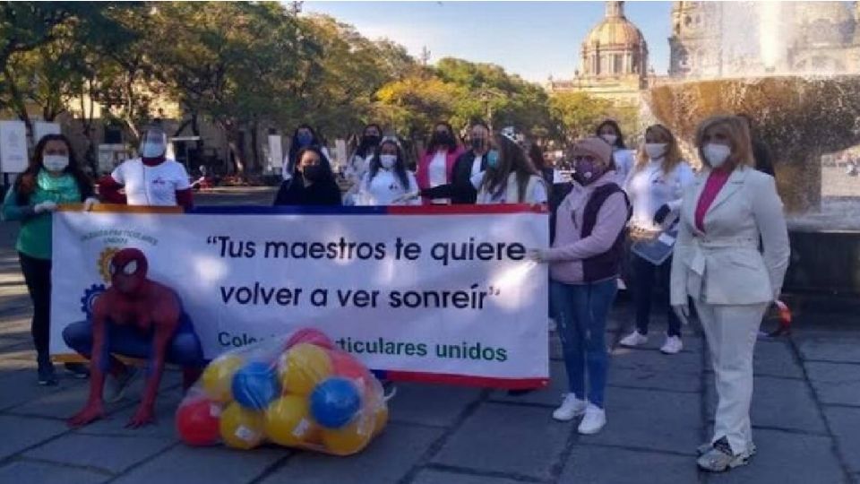 Colegios de Jalisco piden regresar a clases presenciales, pese a semáforo naranja
FOTO: Twitter