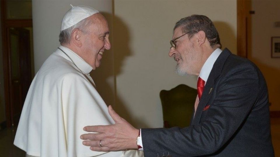 Doctor Fabrizio Soccorsi y el Papa Francisco. Foto: Vaticano