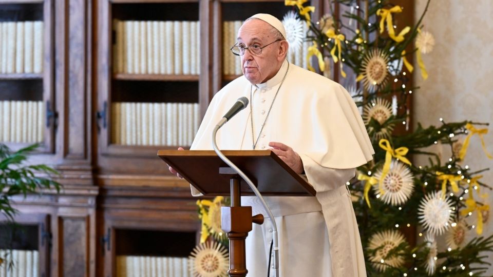 El Papa Francisco aseguró que vacunarse debe ser visto desde la ética. Foto: AFP