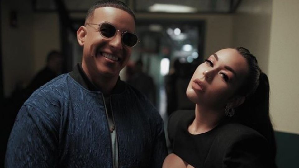 Hija de Daddy Yankee publica CANDENTE FOTO en camisón y sin nada abajo. Foto: Especial