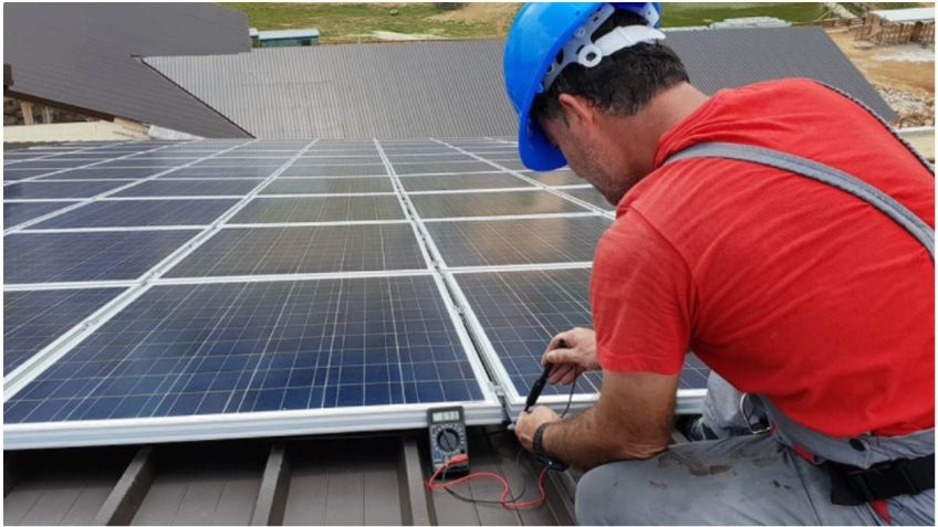 ¿Cuánto cuesta instalar paneles solares en tu casa y qué requieres para hacerlo?