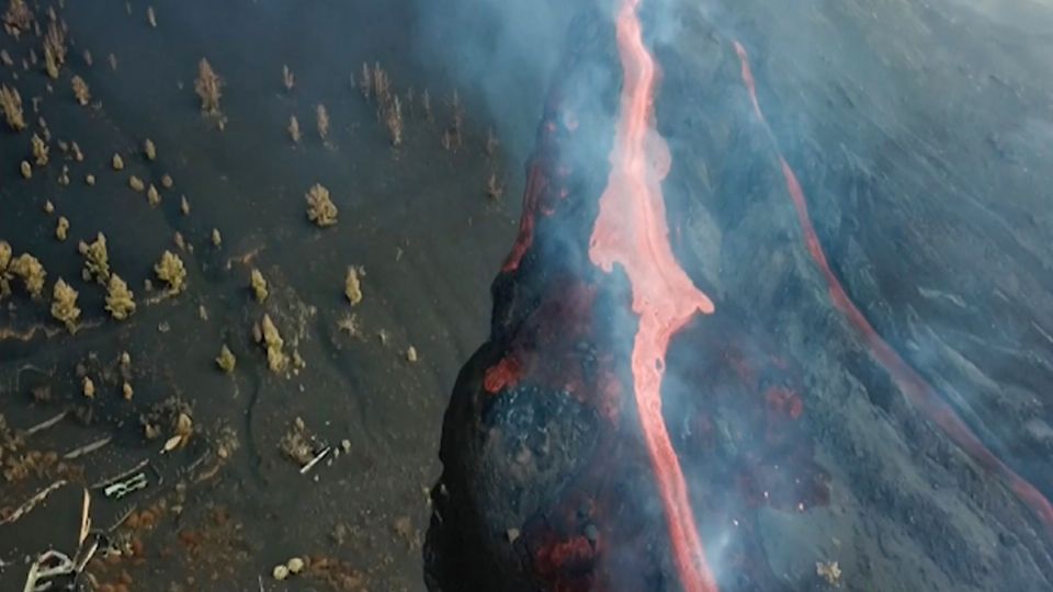 Nube de contaminantes producto del volcán de La Palma llega a Colombia. Foto: AFP