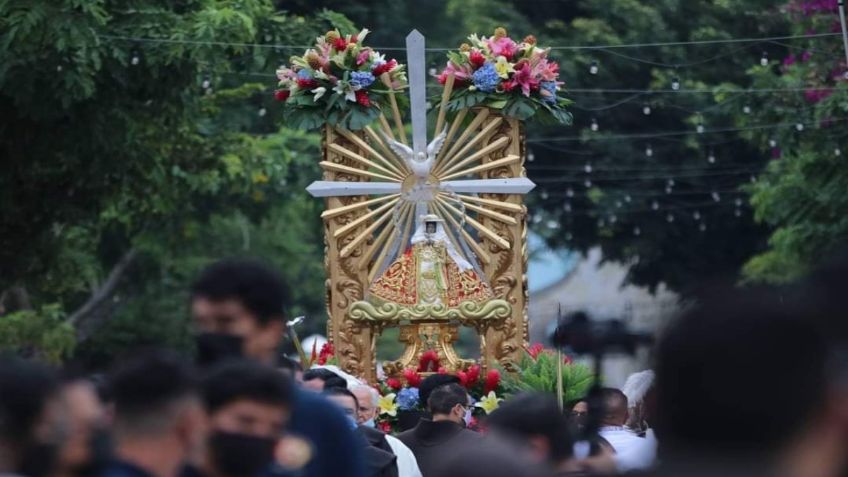 Virgen de Zapopan "recibe" a miles de fieles en la Romería de Zapopan, pese a la Covid-19