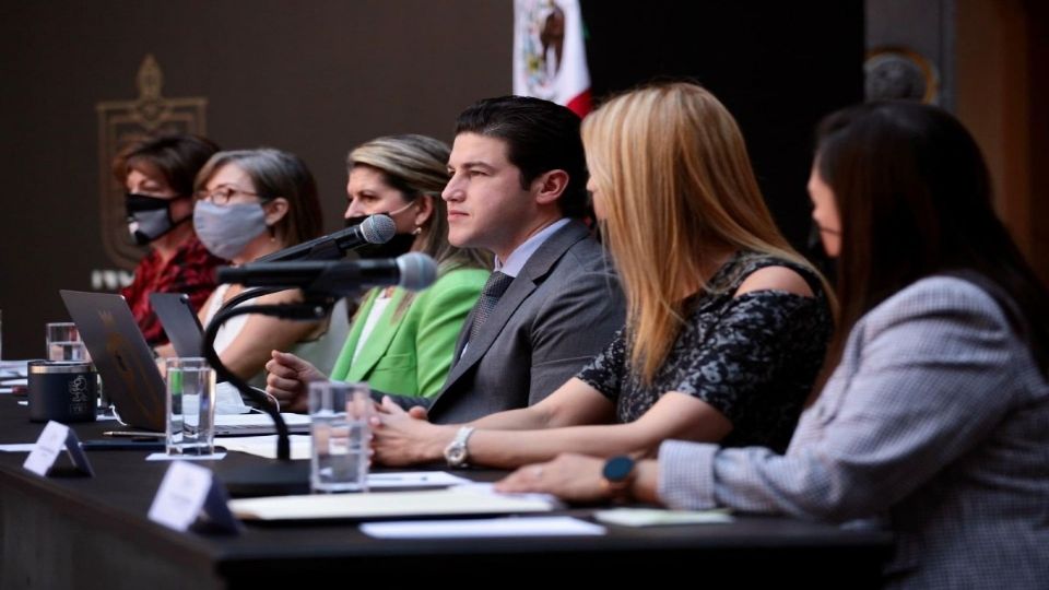 El mandatario indicó que se seguirá informando sobre los casos de denuncias que lleguen al chat de forma anónima. Foto: Especial