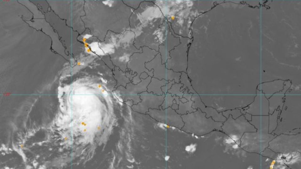 Se pide tomar precaución ante la llegada de esta tormenta.