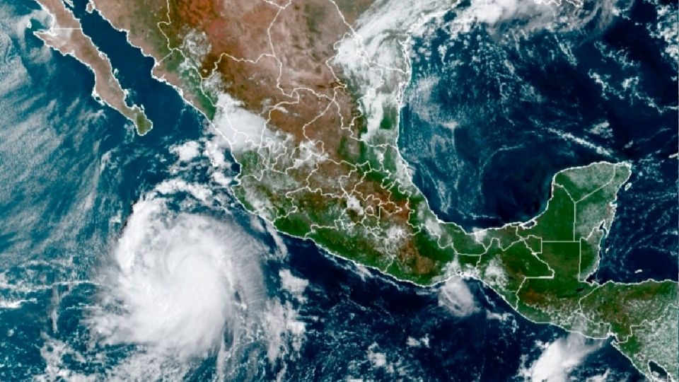 Una onda tropical que se encuentra sobre el Atlántico podría evolucionar a huracán