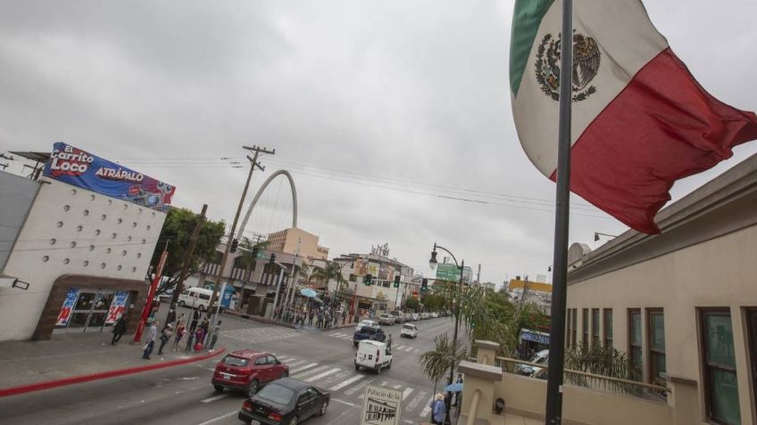 AMLO anuncia reapertura de frontera con EU