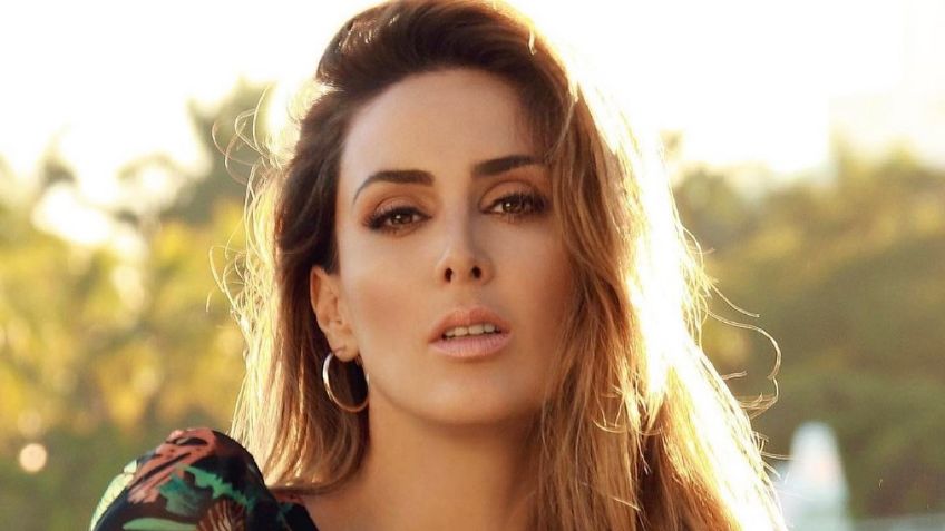 Jacky Bracamontes presume el look ideal para mujeres mayores de 40