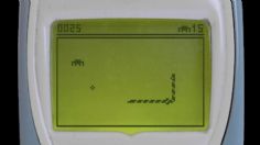 Justo en la nostalgia: Vuelve el clásico Nokia de ladrillo ¡con todo y juego de viborita!