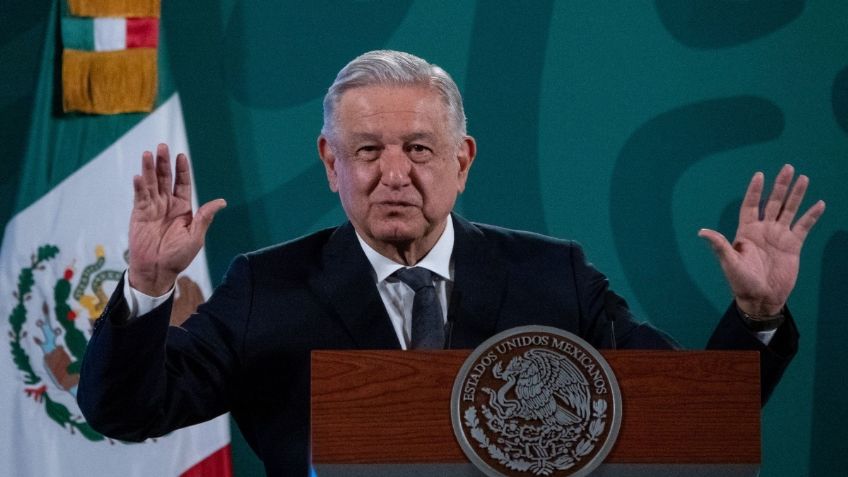 AMLO responde a Diego Fernández de Cevallos por tuits sobre Conquista; pide "no perder el sentido del humor"