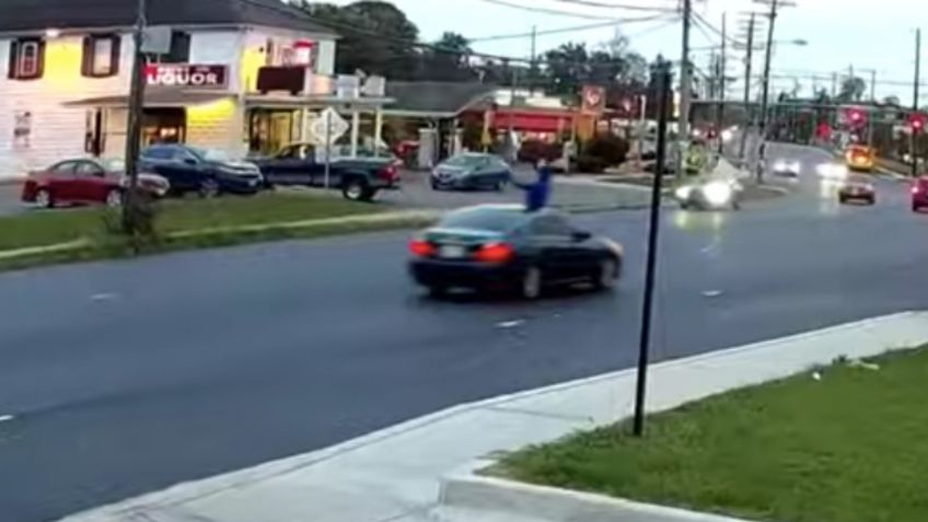 El impactante momento en que un hombre dispara desde un auto en movimiento y lesiona a una niña | VIDEO