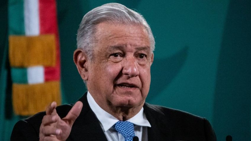 “Becarios, no sicarios, que les cueste trabajo”: AMLO responde a los narcos que buscan reclutar a niños