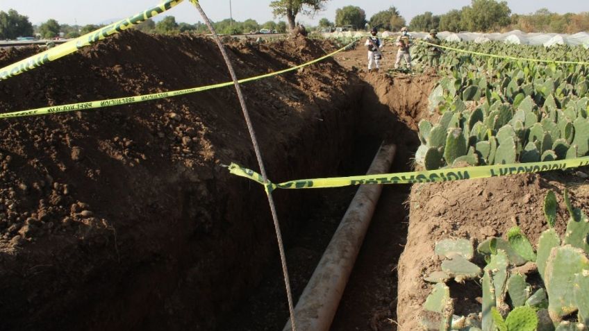 Hallan túnel huachicolero en el interior de una casa en Acolman, Edomex