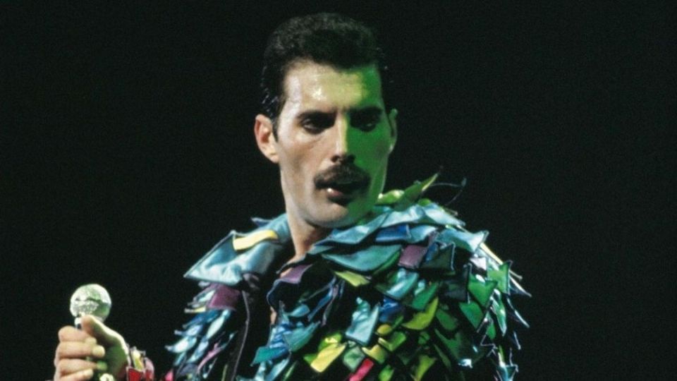 Freddie Mercury en el escenario. Fuente: Instagram Freddie Mercury