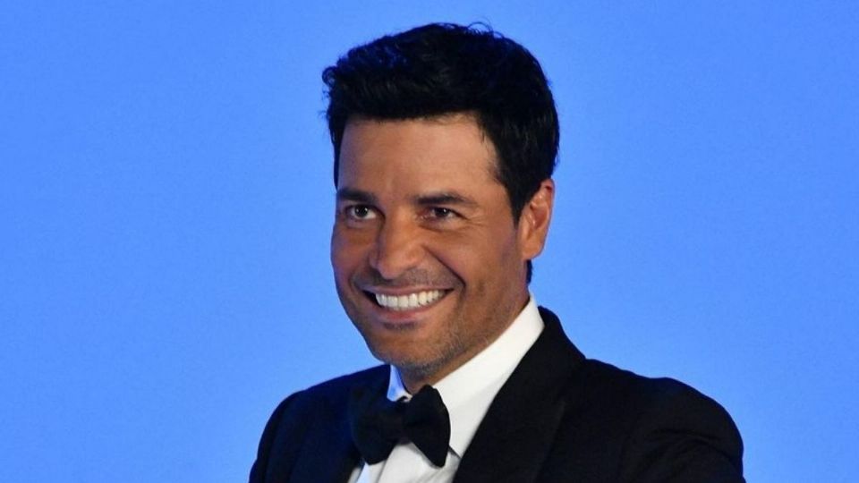 Chayanne posando. Fuente: Instagram Chayanne