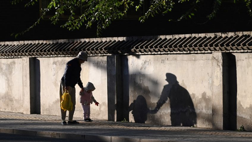 El padrón de deudores alimentarios no vulnera los derechos de los padres, protege a los niños