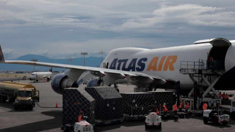 Fueron siete jumbo jets Boeing 747 los que aterrizaron en el AICM (Foto: TWITTER @mexicogp)