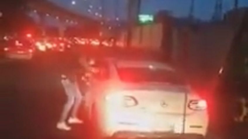 VIDEO: Así operan ladrones de automovilistas en Periférico Sur; aprovechan descuidos