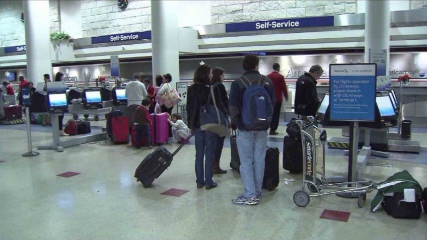 EU: Evacuan a más de 300 pasajeros del aeropuerto de Los Ángeles por presunta persona armada