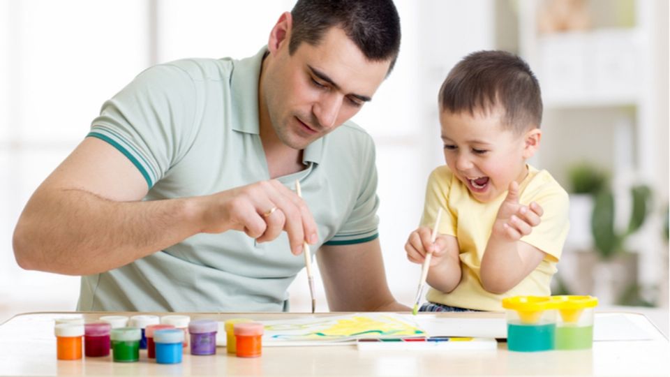 Como padres de familia debemos pasar tiempo de calidad con nuestros pequeños para ayudarlos a tener un buen desarrollo Foto: Especial