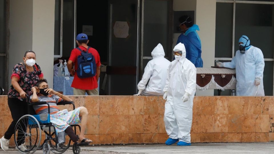 Las autoridades sanitarias reconocen que, con base en las actas de defunción, la pandemia rondaría los 425.000 fallecidos en el país Foto: Cuartoscuro