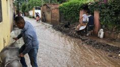 Jalisco: Lluvias ocasionan deslave de un cerro y daños en 200 viviendas en Chapala