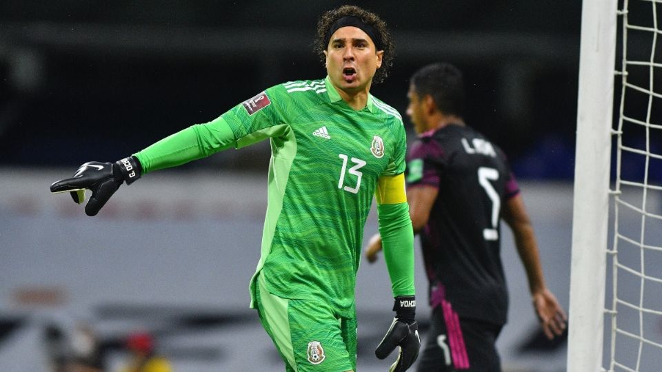 Guillermo Ochoa será fundamental para sacar la victoria contra Estados Unidos (Foto: Twitter)