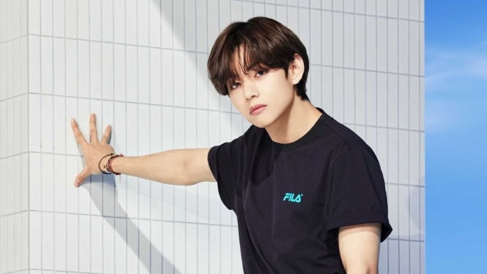 Taehyung  ha sido reconocido por su belleza y talento Foto: FILA