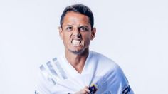 "Como que andamos muy tranquilos": Chicharito Hernández pide ayuda con una foto y le regalan divertidos MEMES