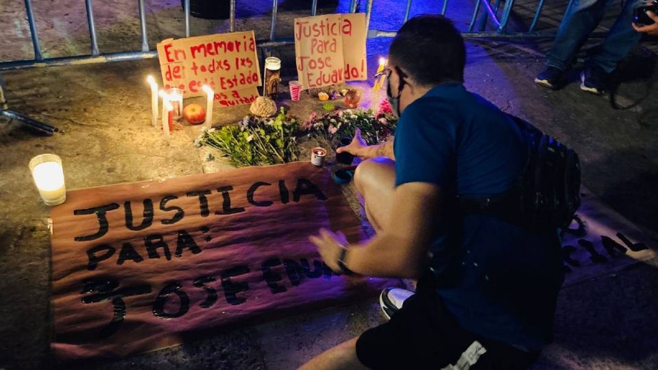 Realizan en Yucatán marcha de silencio y colocan altar para José Eduardo (Foto: Especial)