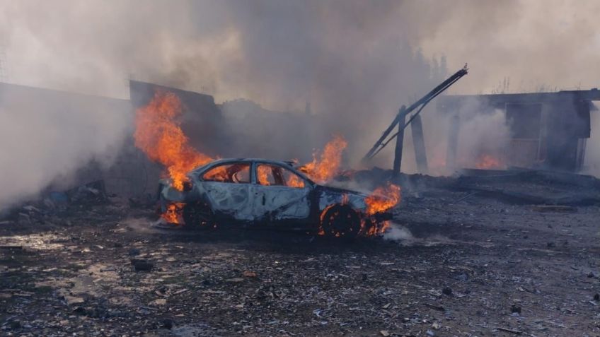 Así fue la impactante explosión de un taller de pirotecnia en Tultepec | VIDEOS