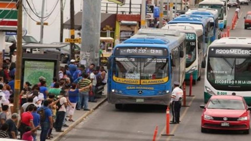 Autoridades de Nuevo León aprueban arrendamiento de camiones nuevos para transporte público