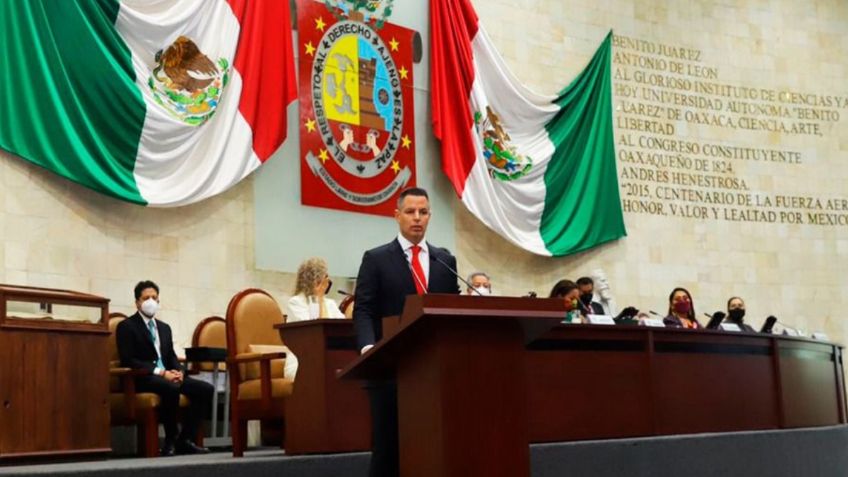 Alejandro Murat entrega su Quinto Informe de Gobierno en un ambiente plural y democrático