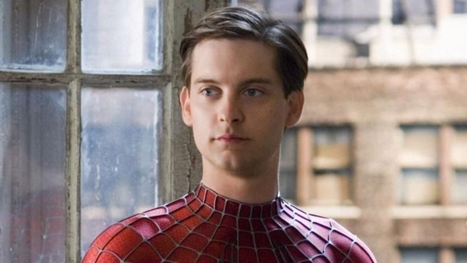 De acuerdo con declaraciones de Kirsten Dunst, Tobey Maguire ganó 4 millones de dólares por la primera entrega de Spider Man. FOTO: Instagram