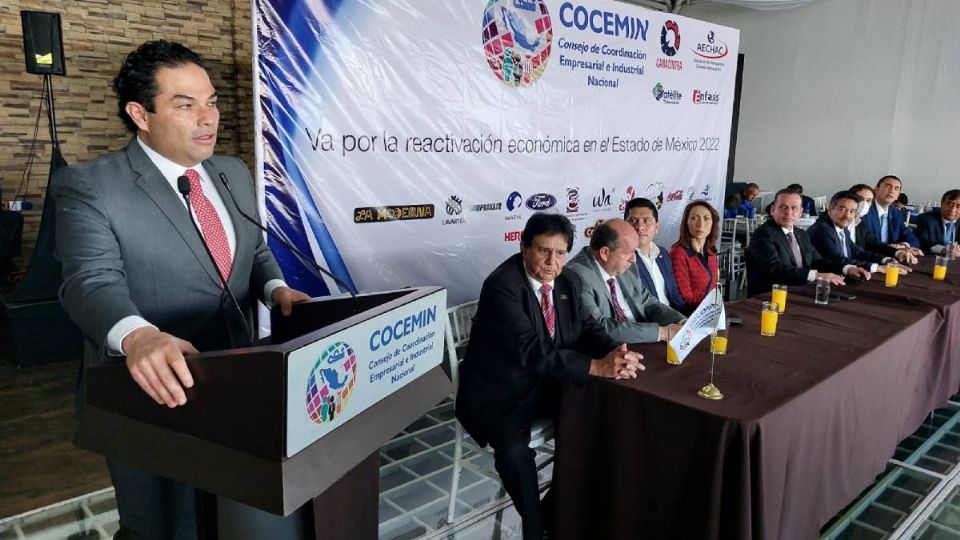 Enrique Vargas Del Villar llama a nuevas administraciones del Edomex a ser responsables con finanzas (Foto: Especial)