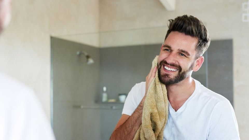 Sigue estos pasos para tener una barba más larga y saludable 
FOTO: Twitter