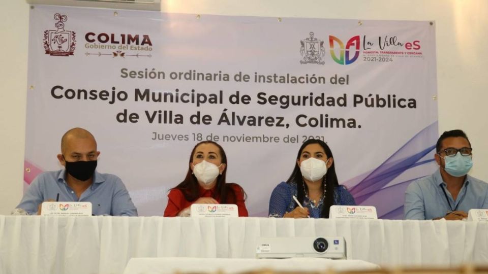 Indira Vizcaíno anuncia más de 100 patrullas para reforzar seguridad de Colima (Foto: Especial)