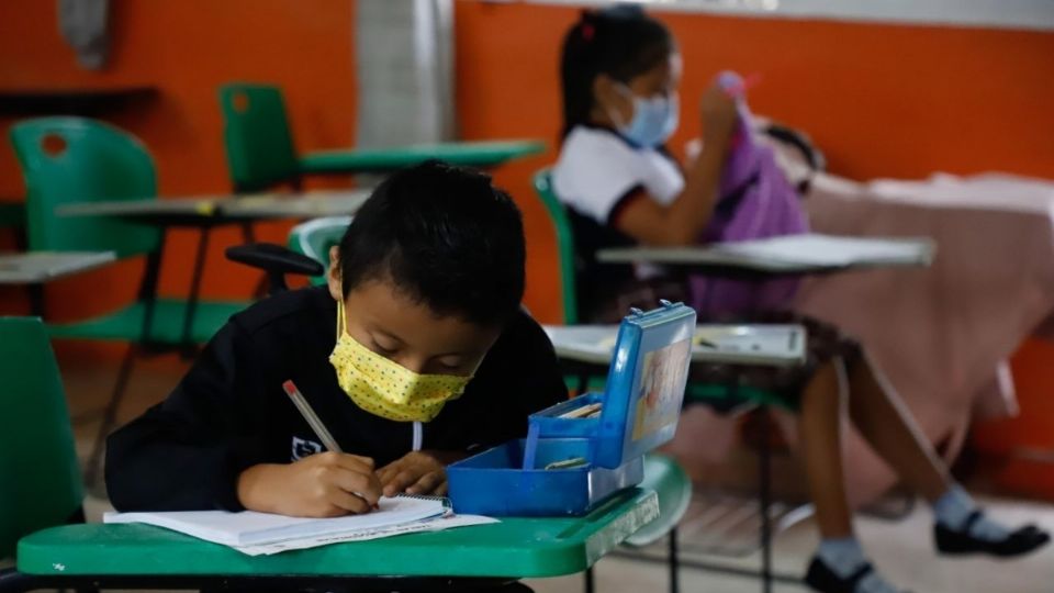 Los niños en estos planteles contaban con alimentación gratuita y cuidados durante unas ocho horas