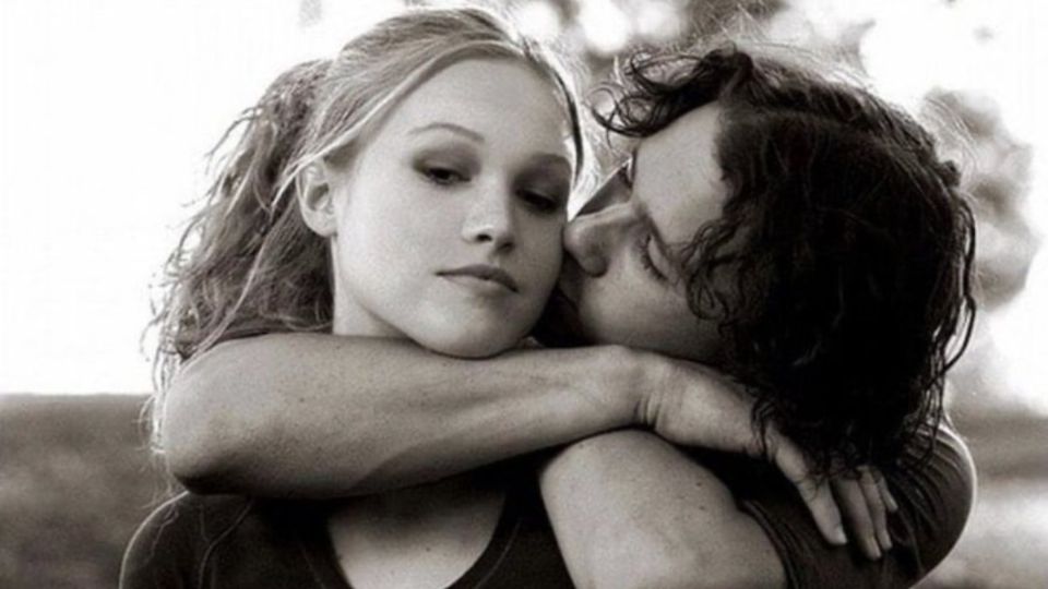 Julia Stiles y Heath Ledger protagonizaron la película romántica en 1999. Foto: @ddianapr