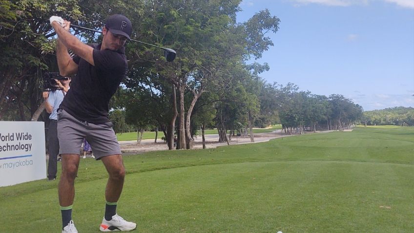 Gran Premio de México: Piloto Carlos Sainz juega golf antes de competir