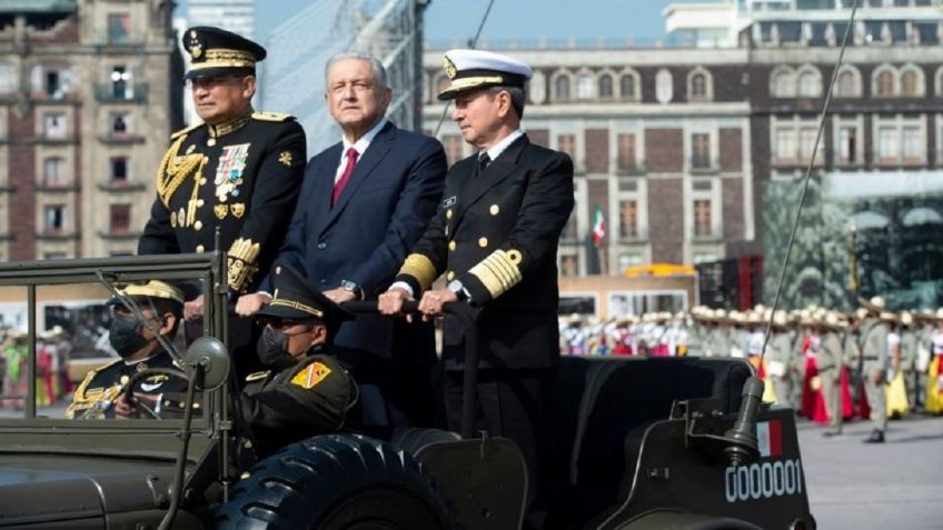 En el Aniversario de la Revolución, AMLO aseguró: 'La 4T cumple ideales'