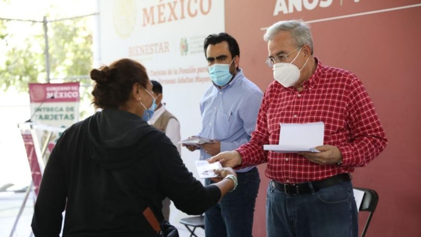 Entregan Tarjetas del Bienestar para Adultos Mayores en Culiacán