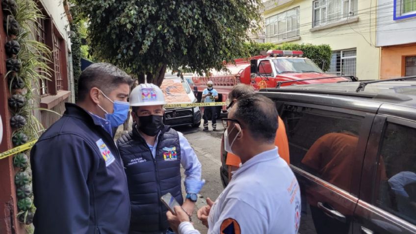 Se registra explosión en casa por acumulación de gas, en la Miguel Hidalgo