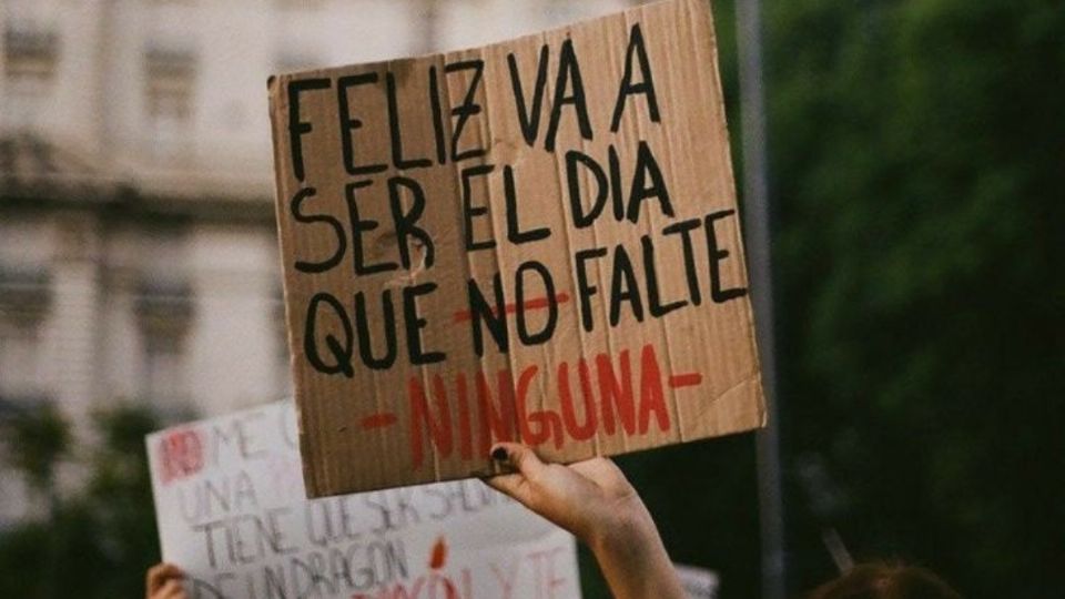 Día Internacional de la Eliminación de la Violencia contra la Mujer. Foto: Especial / TW @angeelagz
