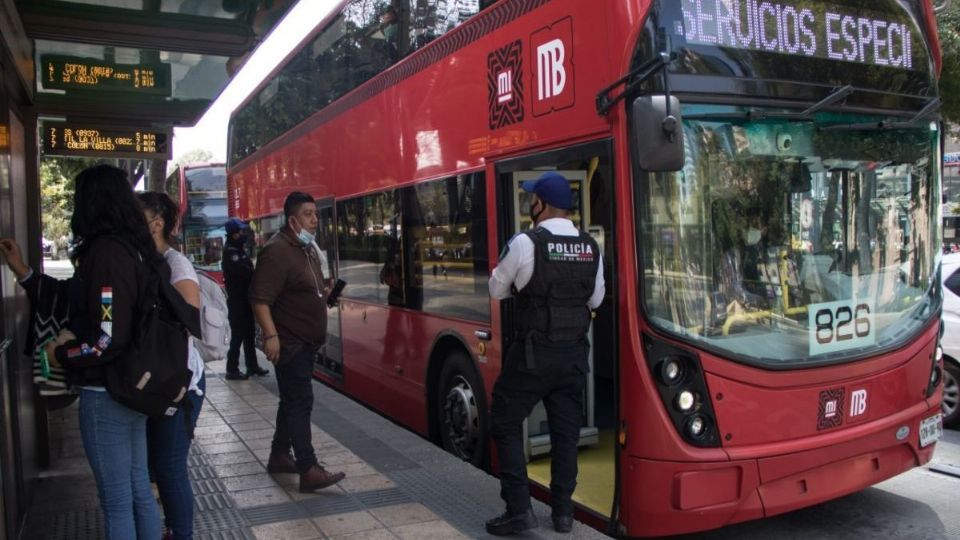 El Metrobús modificará su servicio en cinco de sus líneas (Foto: Archivo | Cuartoscuro)