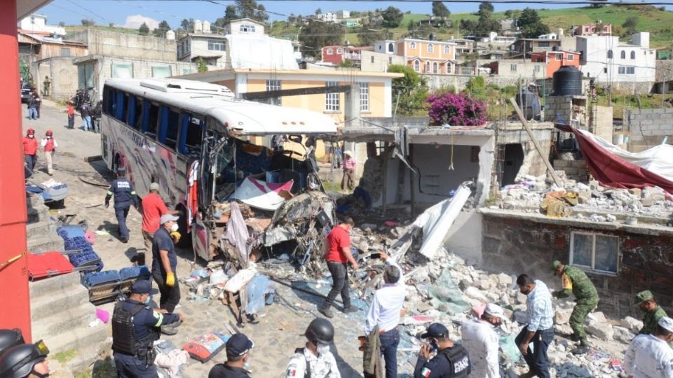 El alcalde de Sahuayo, Michoacán, Manuel Gálvez Sánchez, confirmó ayer la procedencia de los peregrinos e informó que aún no cuentan con los datos de identidad de las víctimas. FOTO: Cuartoscuro