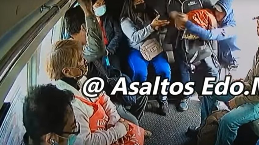 “Si te jalas va a valer”, chofer de combi evita asalto con esta increíble maniobra: VIDEO